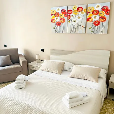 Oda ve Kahvaltı In Centro 33 Salerno