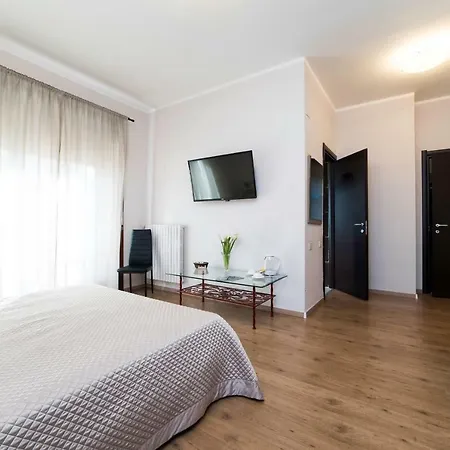 In Centro 33 Oda ve Kahvaltı Salerno