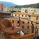 In Centro 33 *