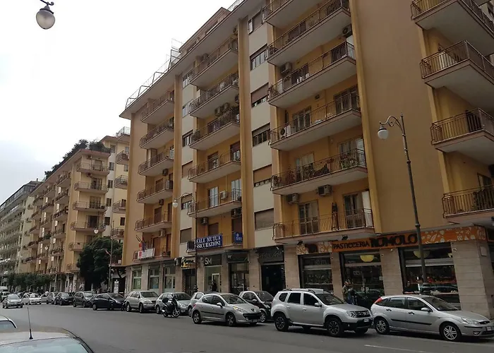 Bed & Breakfast In Centro 33 *